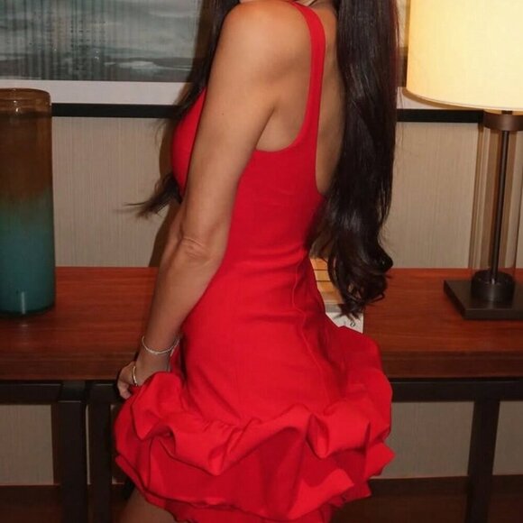 Red Women's Sexy Pleated Mini Dress - Picture 3 of 3